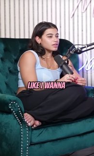Sara Saffari feet photo thumbnail
