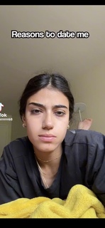 Sara Saffari feet photo thumbnail