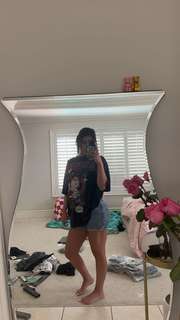 Sara Saffari feet photo thumbnail