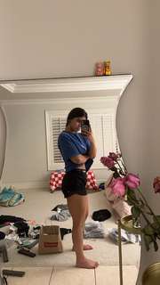 Sara Saffari feet photo thumbnail