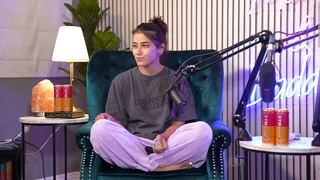 Sara Saffari feet photo thumbnail