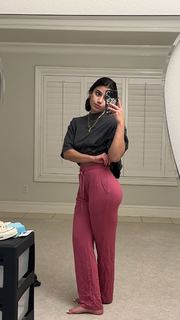 Sara Saffari feet photo thumbnail