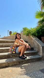 Sara Saffari feet photo thumbnail