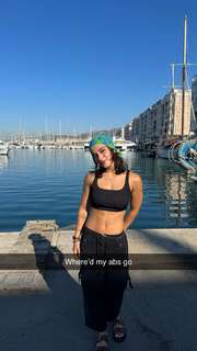 Sara Saffari feet photo thumbnail