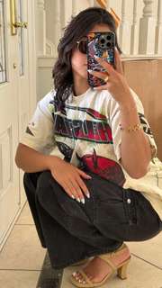 Sara Saffari feet photo thumbnail