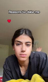 Sara Saffari feet photo thumbnail