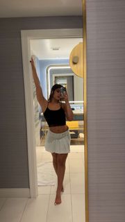 Sara Saffari feet photo thumbnail