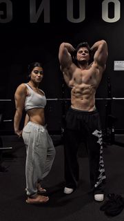 Sara Saffari feet photo thumbnail