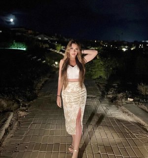 Sara Salama feet photo thumbnail