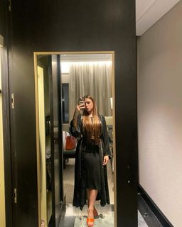 Sara Salama feet photo thumbnail