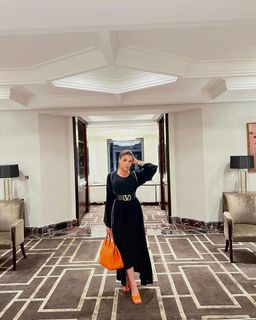 Sara Salama feet photo thumbnail