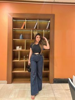 Sara Salama feet photo thumbnail
