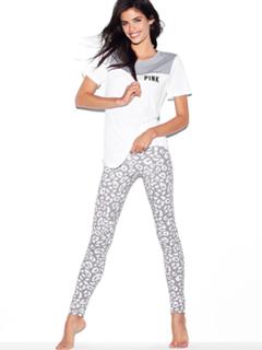 Sara Sampaio feet photo thumbnail