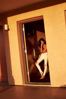 Sara Sampaio feet photo thumbnail
