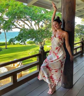 Sara Sampaio feet photo thumbnail