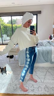Sara Sampaio feet photo thumbnail