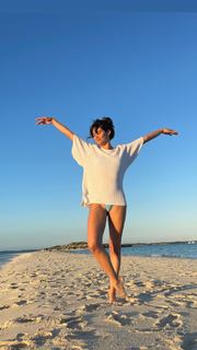 Sara Sampaio feet photo thumbnail