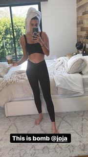 Sara Sampaio feet photo thumbnail