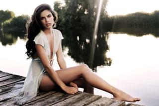 Sara Sampaio feet photo thumbnail