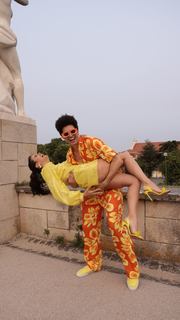 Sara Sampaio feet photo thumbnail