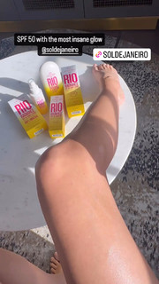Sara Sampaio feet photo thumbnail