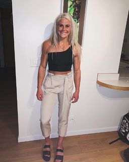 Sara Sigmunsdóttir feet photo 10