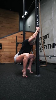 Sara Sigmunsdóttir feet photo 8