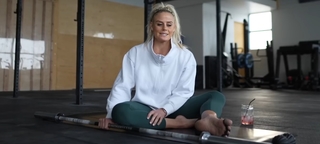 Sara Sigmunsdóttir feet photo 1