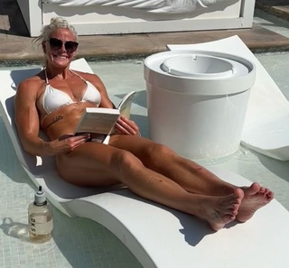 Sara Sigmunsdóttir feet photo 4