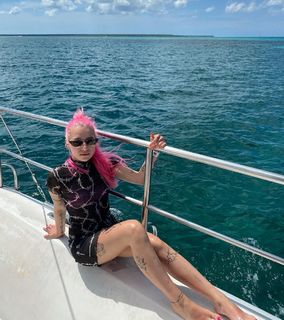 Sara Sudol feet photo 2