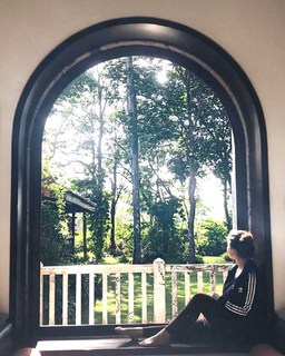 Sara Tendulkar feet photo thumbnail
