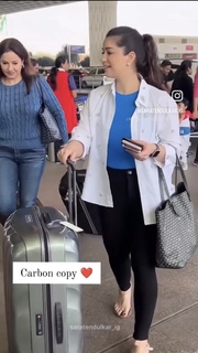 Sara Tendulkar feet photo thumbnail