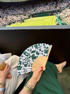 Sara Tendulkar feet photo thumbnail