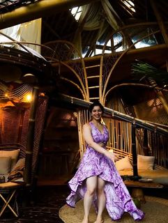 Sara Tendulkar feet photo thumbnail
