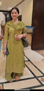 Sara Tendulkar feet photo 6