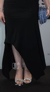 Sara Tendulkar feet photo 3