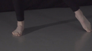 Sara Thompson feet photo 18