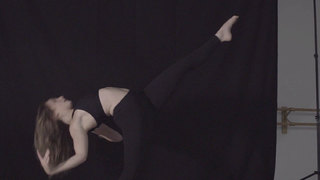 Sara Thompson feet photo 16