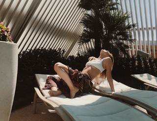 Sara Thompson feet photo 11
