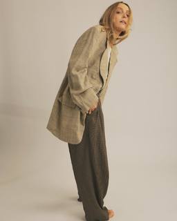 Sara Thompson feet photo 17