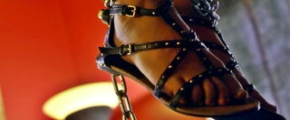 Sara Tomko feet photo 3