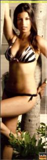 Sara Tommasi feet photo thumbnail