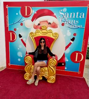 Sara Tommasi feet photo thumbnail