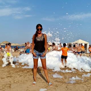 Sara Tommasi feet photo thumbnail