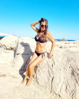 Sara Tommasi feet photo thumbnail
