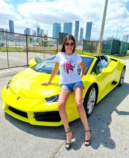 Sara Tommasi feet photo thumbnail