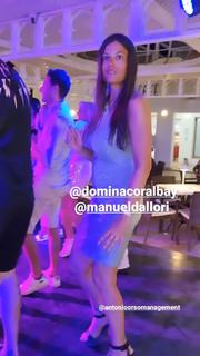 Sara Tommasi feet photo thumbnail