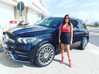Sara Tommasi feet photo thumbnail