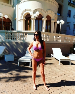 Sara Tommasi feet photo thumbnail