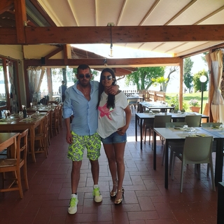 Sara Tommasi feet photo thumbnail